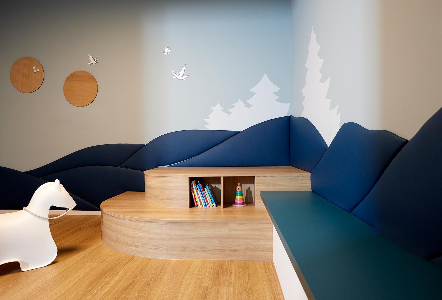 Kinderarzt Spielpodest